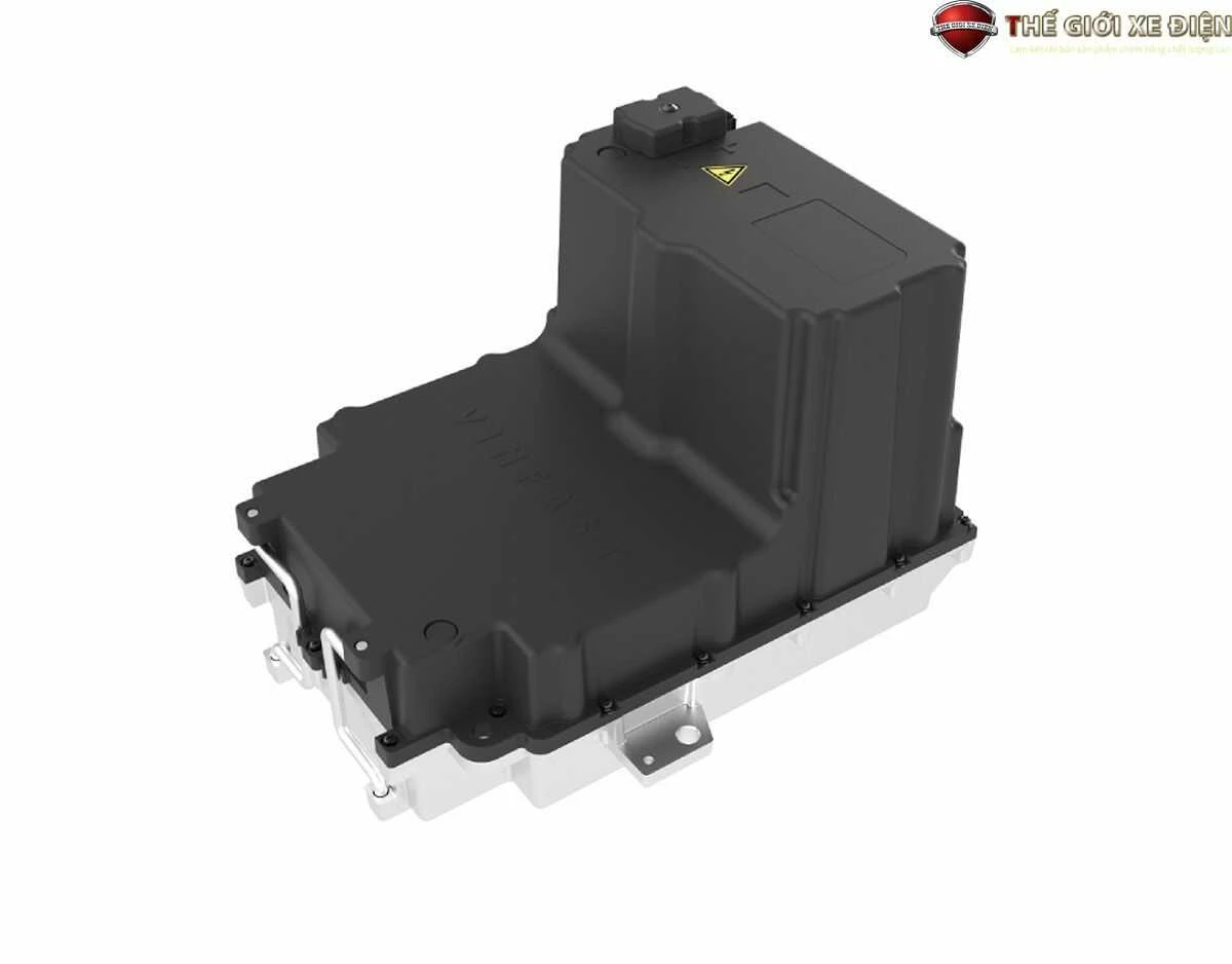 Xe máy điện Evo200 sử dụng pin LFP giúp tăng quãng đường di chuyển lên đến 200km