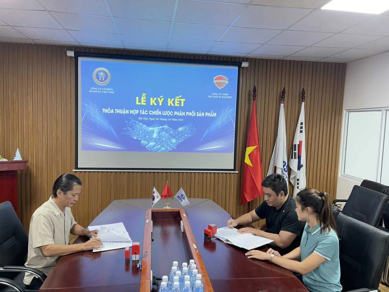 thế giới xe điện đại lý hãng hyosung chính hãng