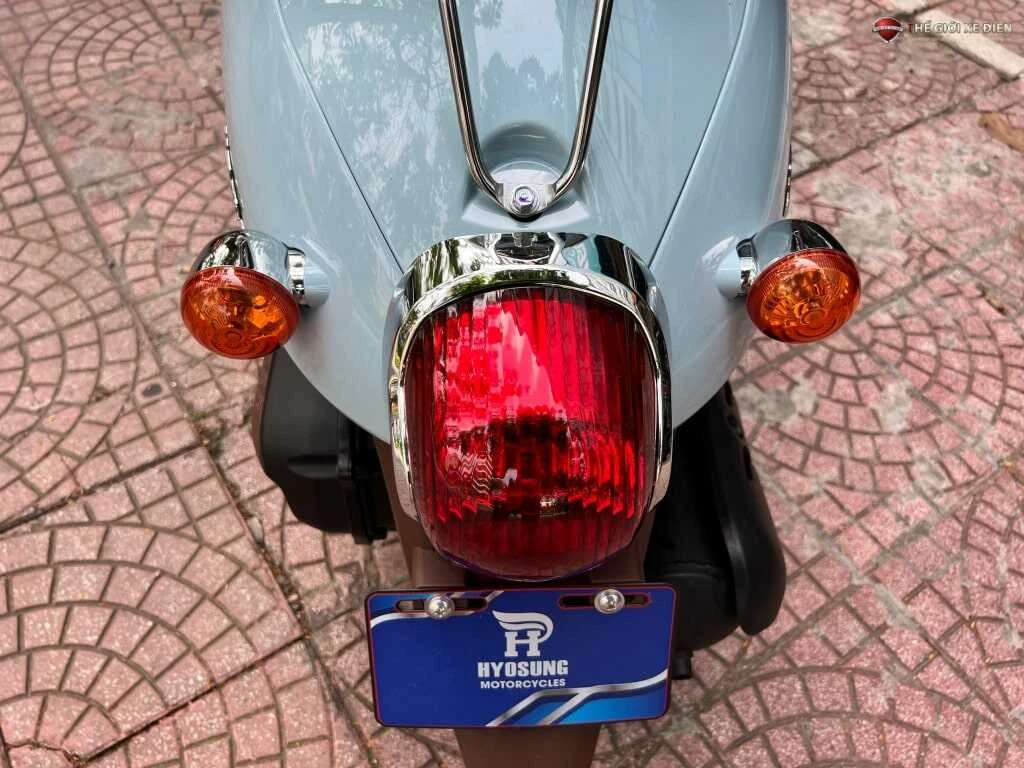 đuôi xe ga 50cc hsv2