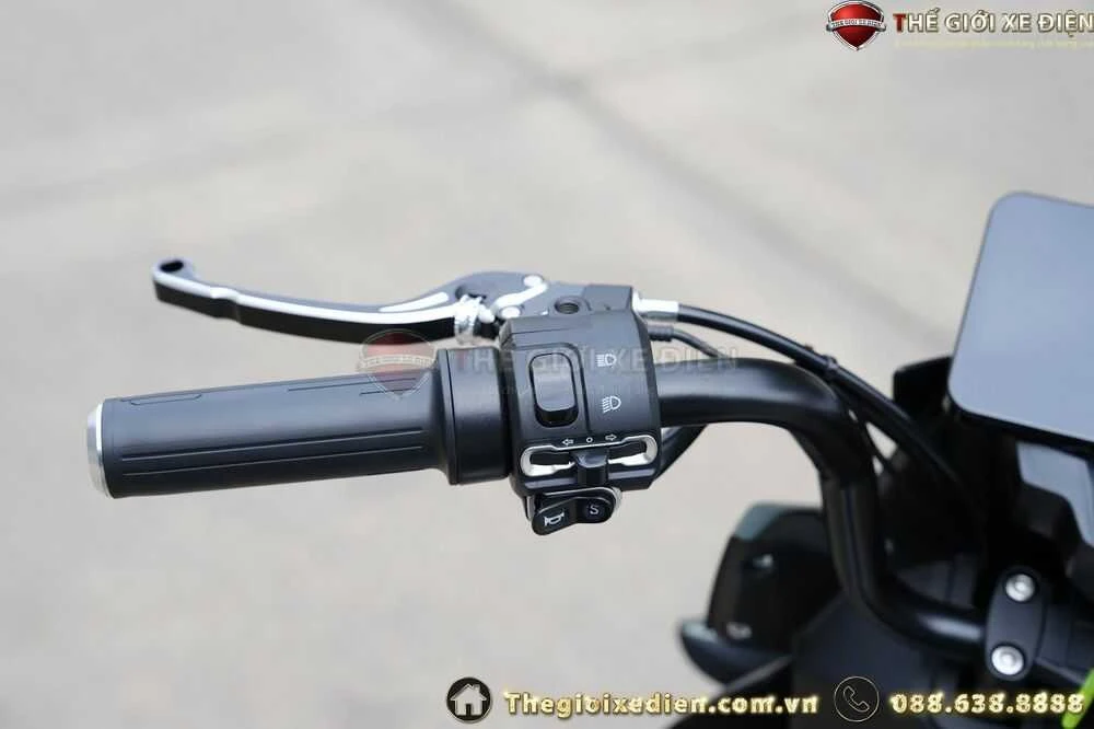 cụm công tắc trái xmen one